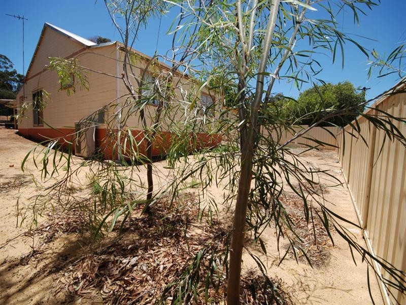 85 Herald Street, Narrogin WA 6312