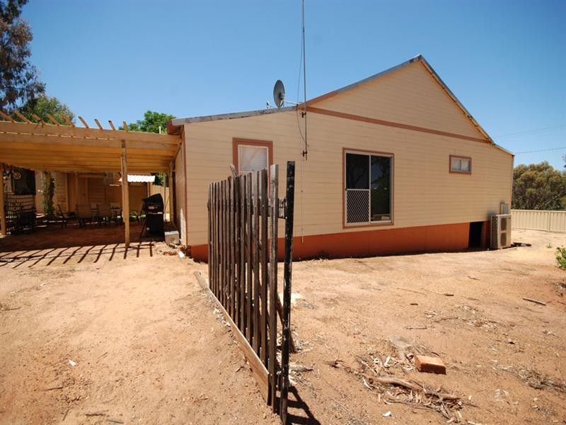 85 Herald Street, Narrogin WA 6312