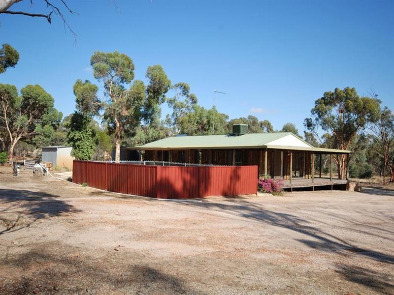 25 Kelvin Street, Pingelly WA 6308