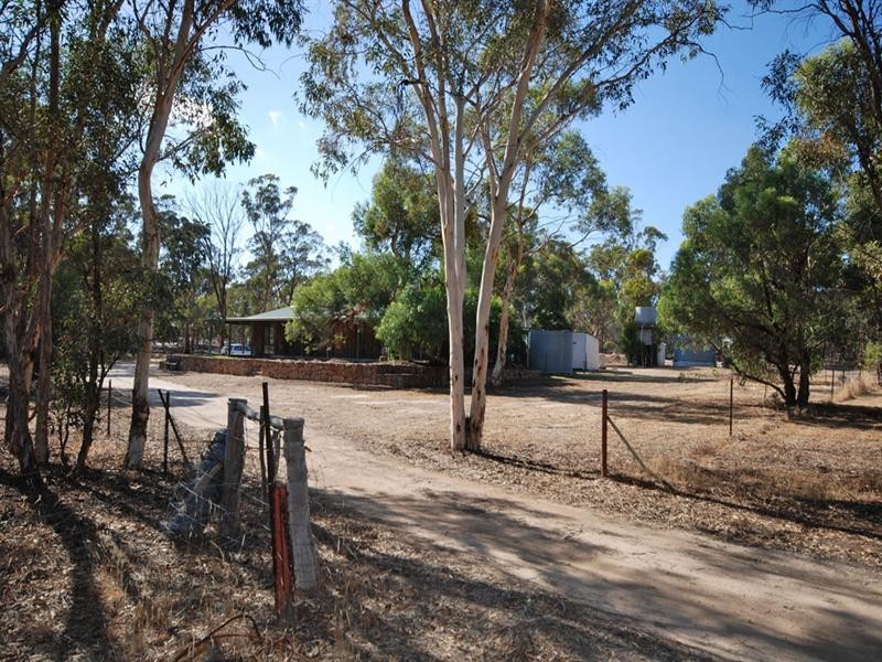 25 Kelvin Street, Pingelly WA 6308