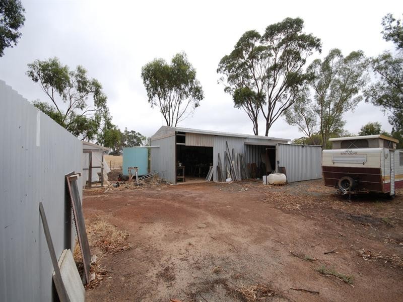 25 Richter Street, Wickepin WA 6370