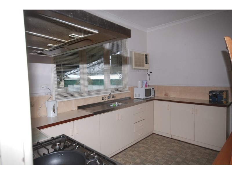 22 Lock Street, Narrogin WA 6312