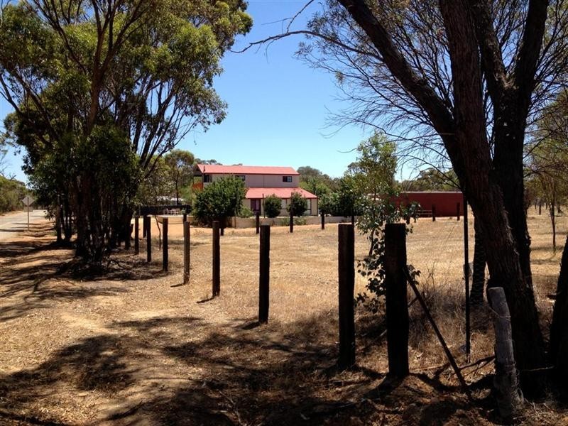 51 Alton Street, Cuballing WA 6311