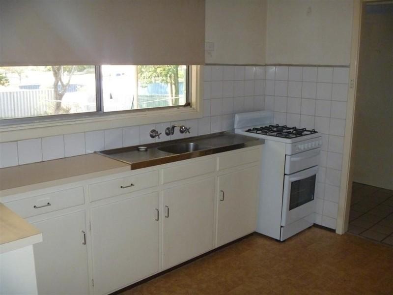 15 Lefroy Street, Narrogin WA 6312