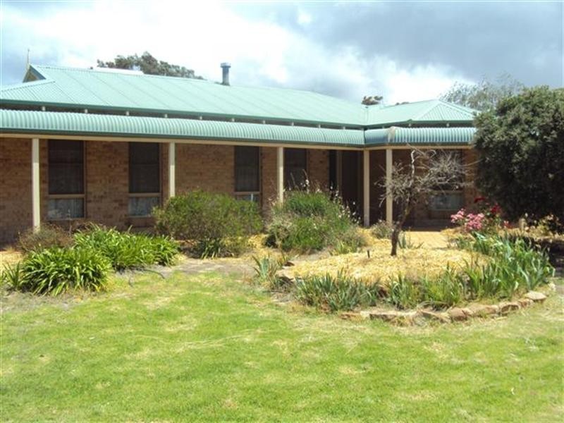 79 Forrest Street, Narrogin WA 6312