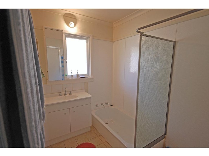 4 Andrews Street, Narrogin WA 6312