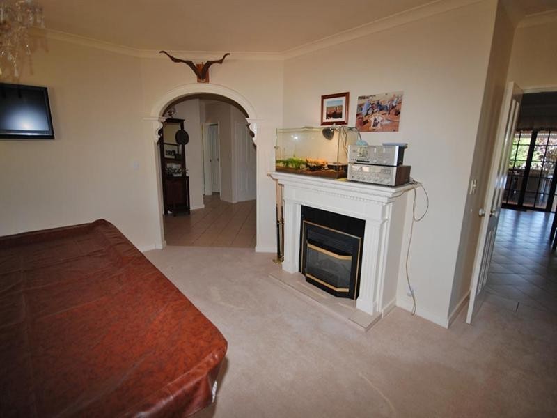 12 Fry Street, Williams WA 6391