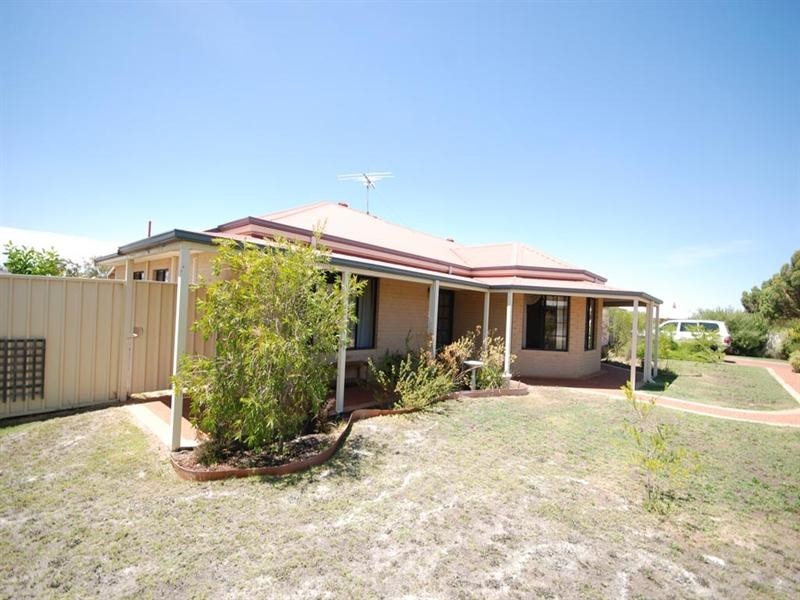 12 Fry Street, Williams WA 6391