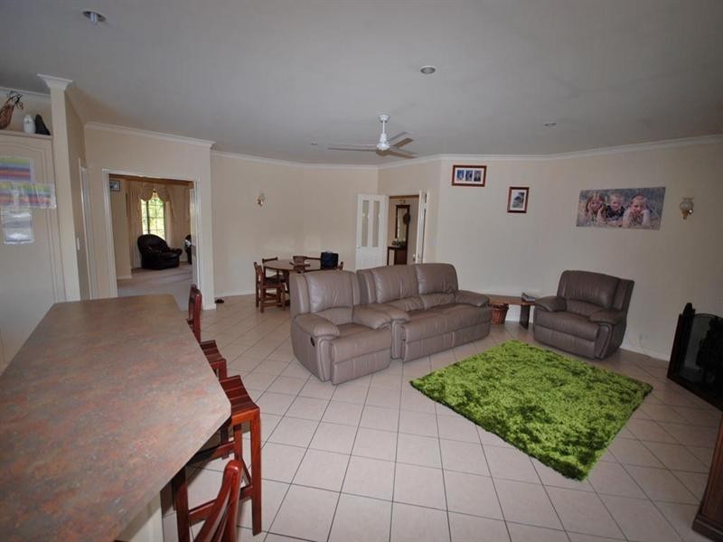 12 Fry Street, Williams WA 6391