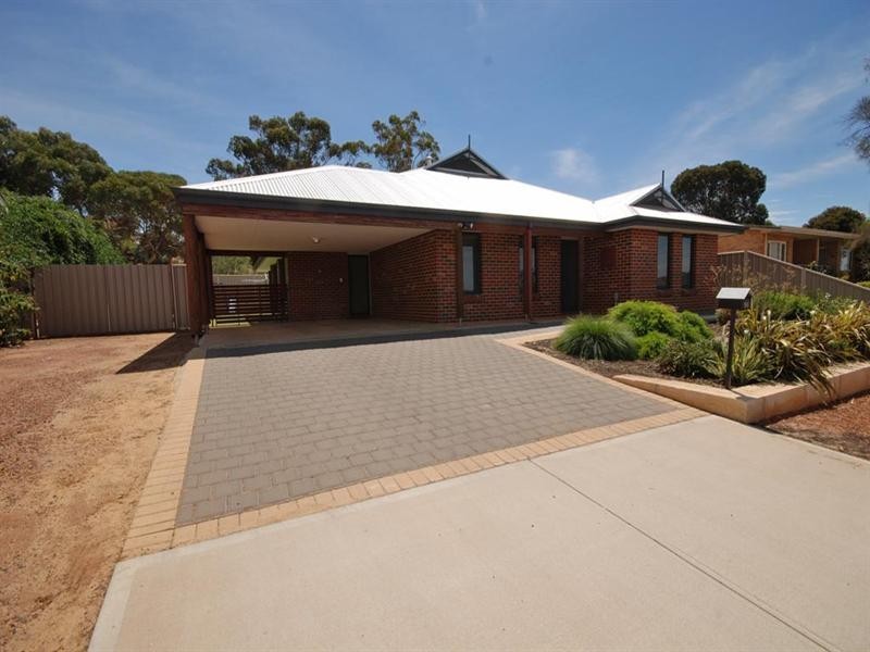 96 Forrest Street, Narrogin WA 6312
