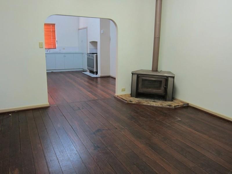 35 Furnival Street, Narrogin WA 6312