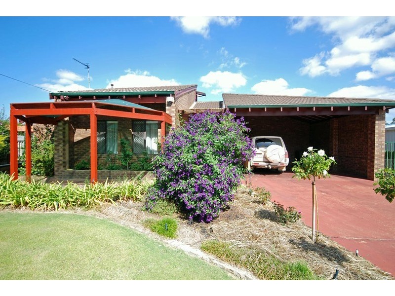 36 Hansard Street, Narrogin WA 6312