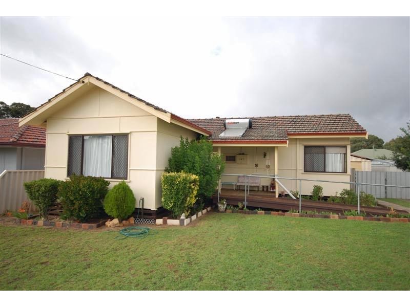 145 Clayton Road, Narrogin WA 6312