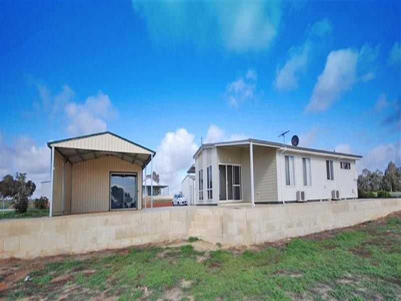 23 Curlew Way, Wickepin WA 6370