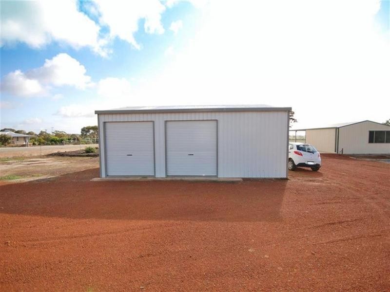 23 Curlew Way, Wickepin WA 6370