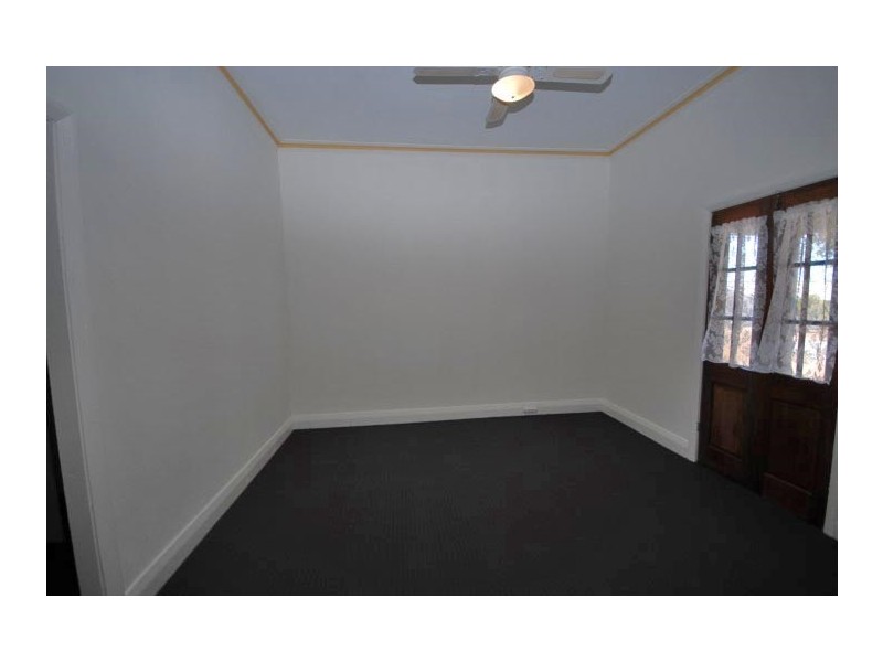 15 May Street, Narrogin WA 6312