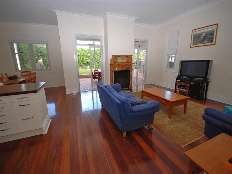 35 Havelock Street, Narrogin WA 6312