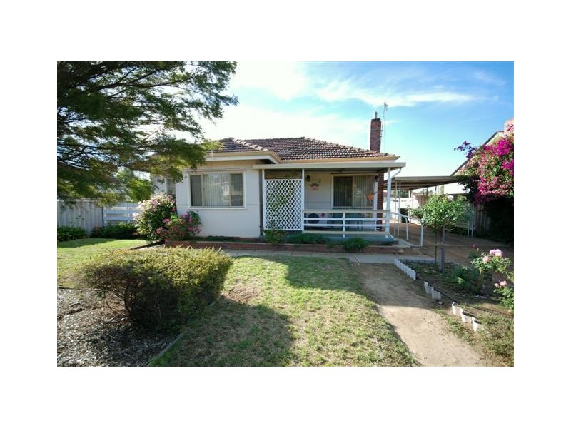 74 Lock Street, Narrogin WA 6312