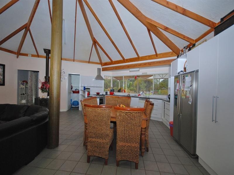 2 Cuballing Street, Cuballing WA 6311