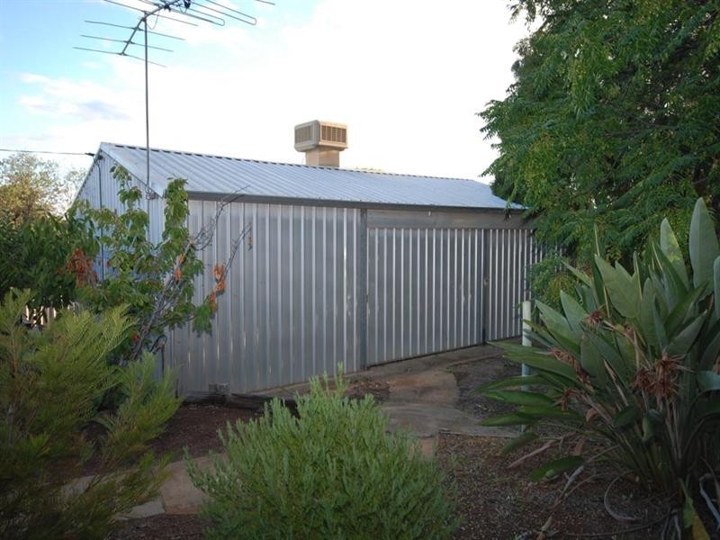 34 Butler Street, Narrogin WA 6312
