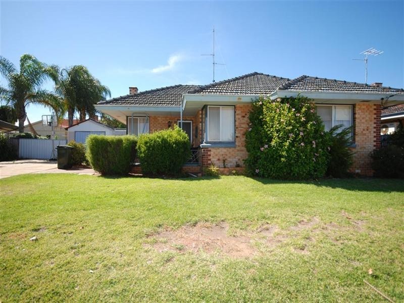 9 Burns Street, Narrogin WA 6312