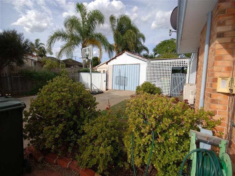 9 Burns Street, Narrogin WA 6312