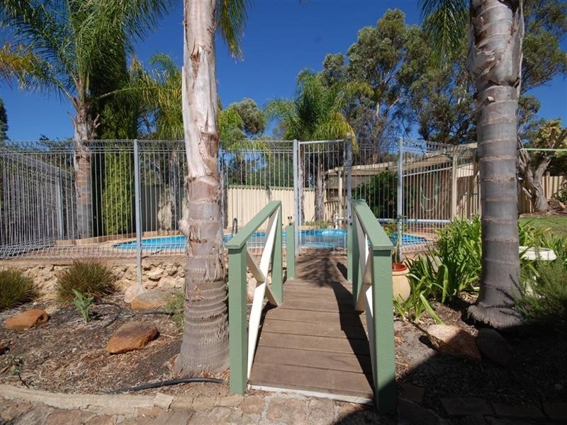 23-25 Fleay Road, Narrogin WA 6312