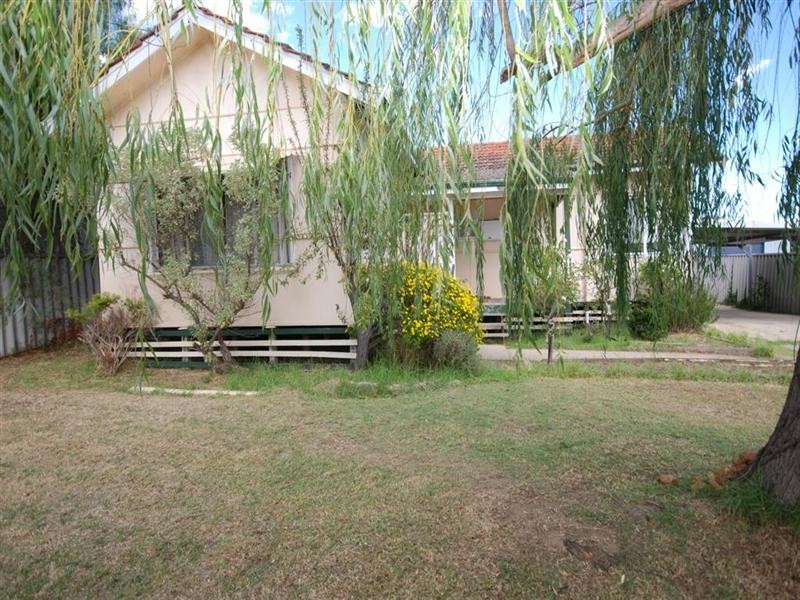74 Bannister Street, Narrogin WA 6312