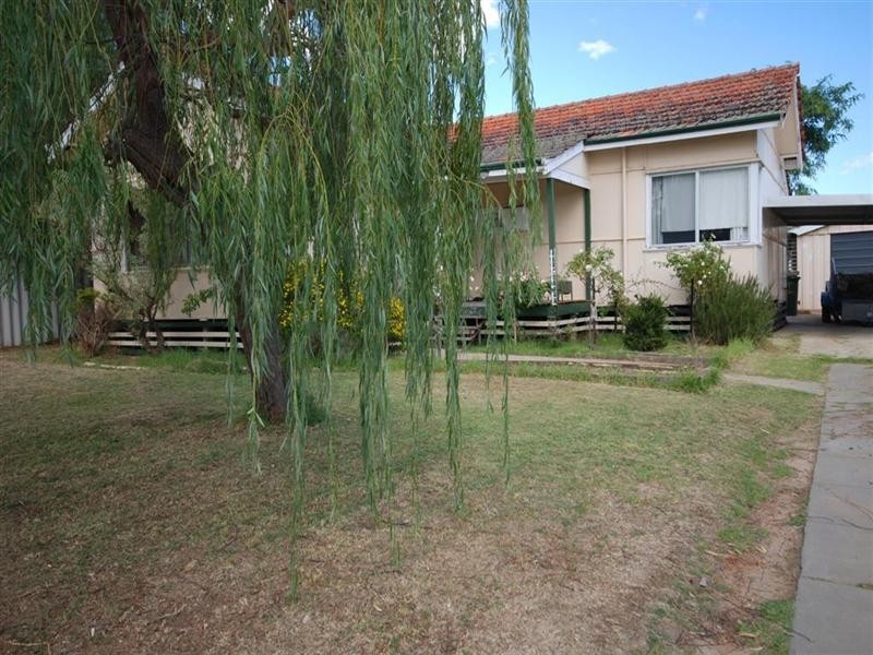 74 Bannister Street, Narrogin WA 6312