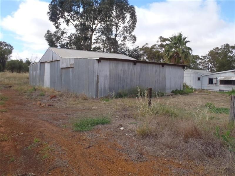 118-120 Narrogin Road, Williams WA 6391