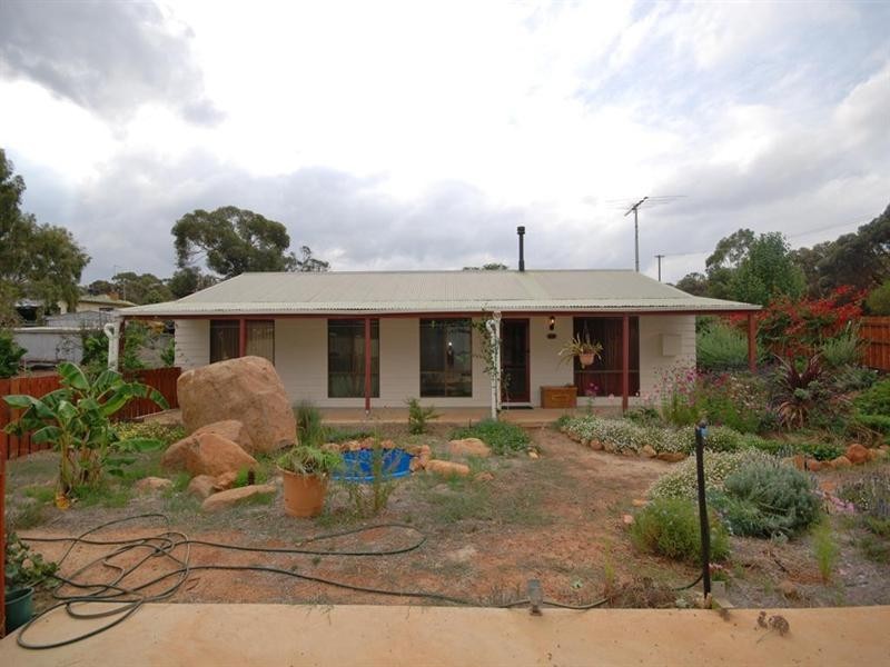 80 Herald Street, Narrogin WA 6312