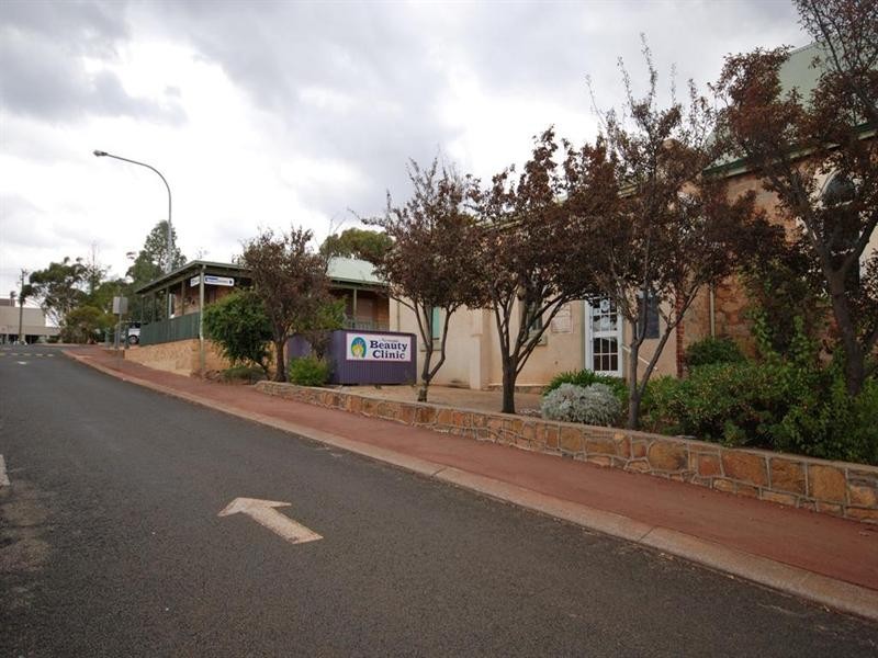 31 Fortune Street, Narrogin WA 6312