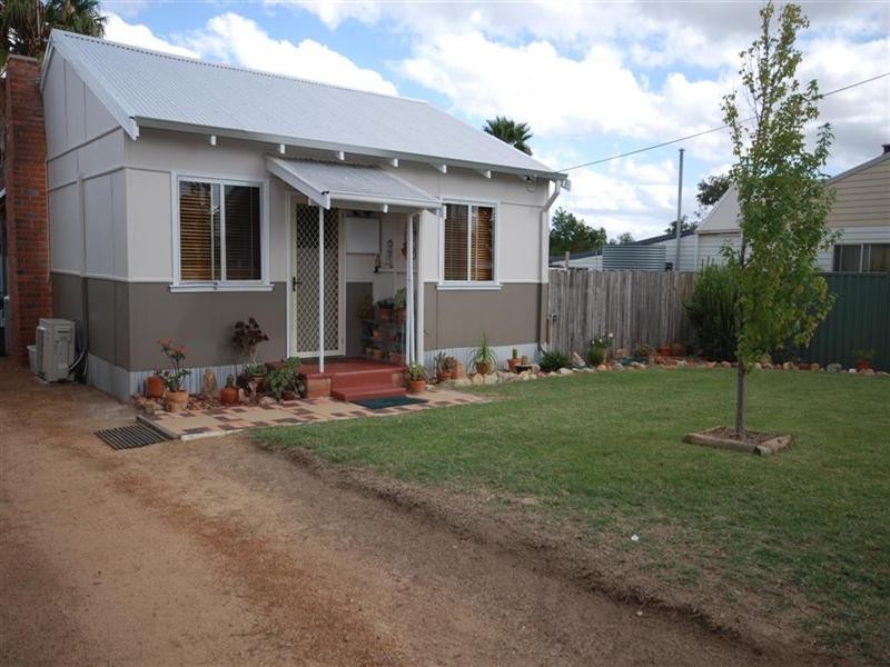 34 Grant Street, Narrogin WA 6312