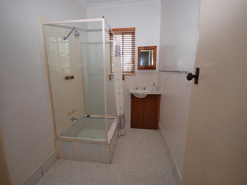 34 Grant Street, Narrogin WA 6312