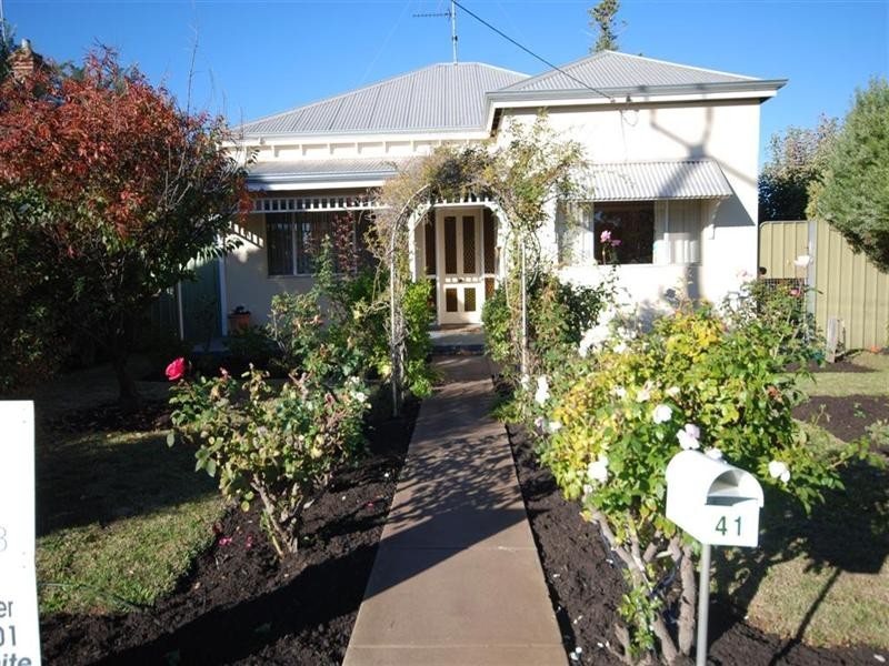 41 Garfield Street, Narrogin WA 6312