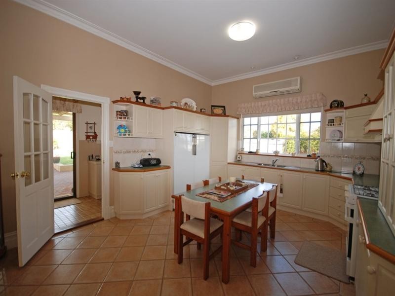 41 Garfield Street, Narrogin WA 6312