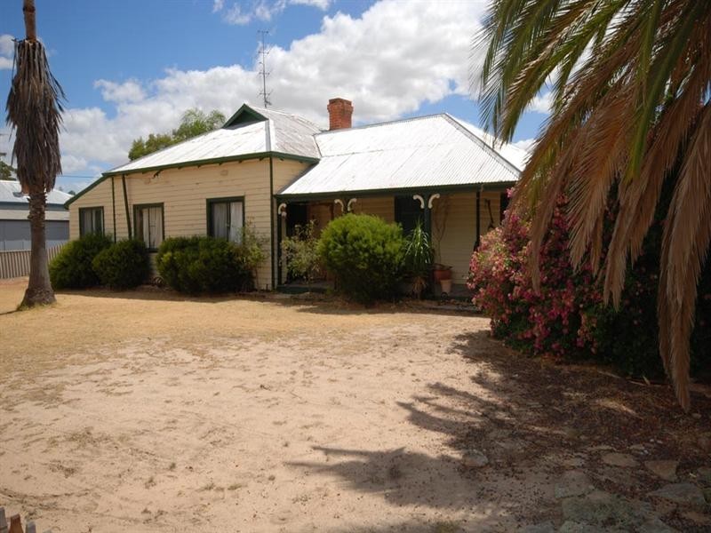 49 Sewell Street, Yealering WA 6372