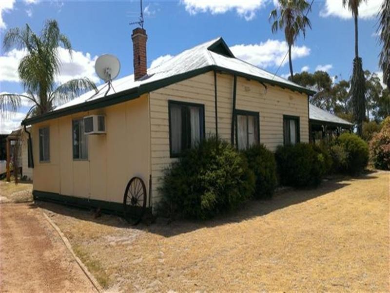 49 Sewell Street, Yealering WA 6372