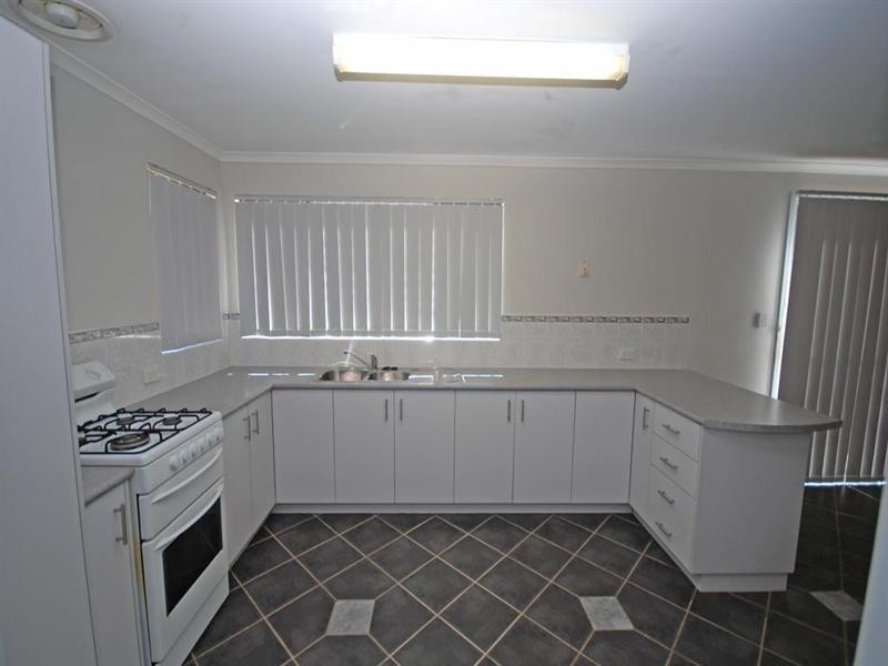 52 Fox Street, Narrogin WA 6312