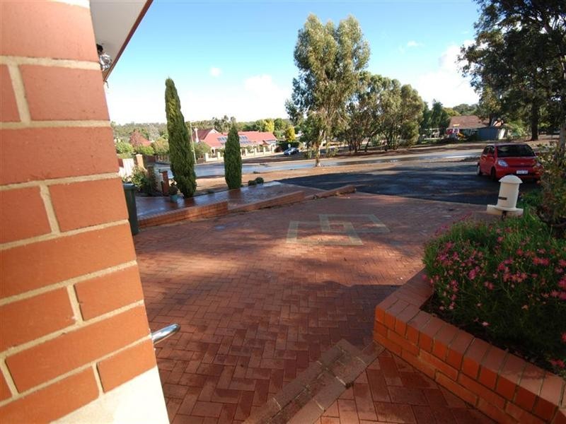 U1/14 Falcon Street, Narrogin WA 6312