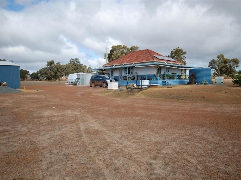 326 Highbury East Road, Highbury WA 6313