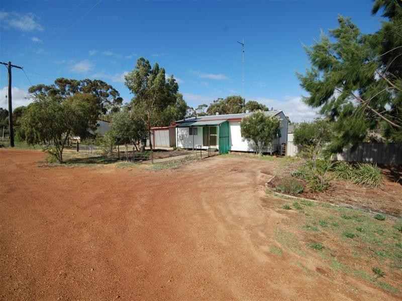 25 Shire Street, Pingelly WA 6308