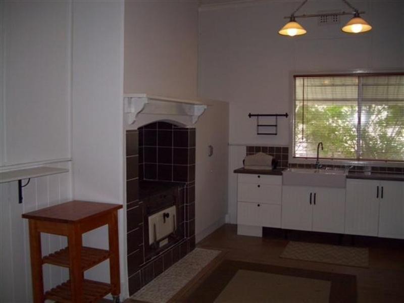 24 Furnival Street, Narrogin WA 6312