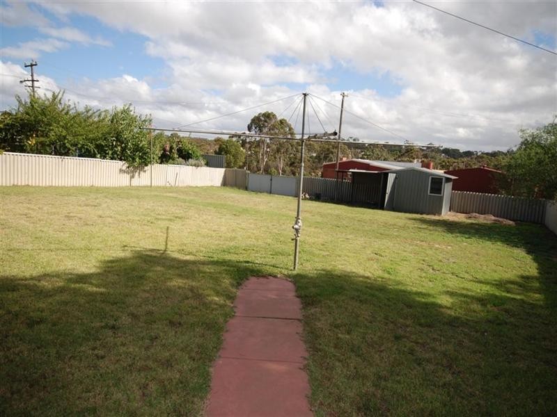 50 Raglan Street, Pingelly WA 6308