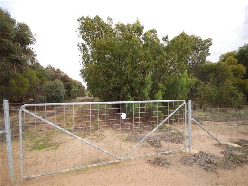 3 Hotham Street, Cuballing WA 6311