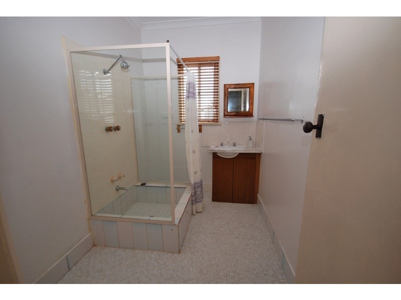 34 Grant Street, Narrogin WA 6312