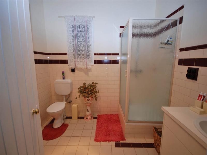 77 Graham Road, Narrogin WA 6312