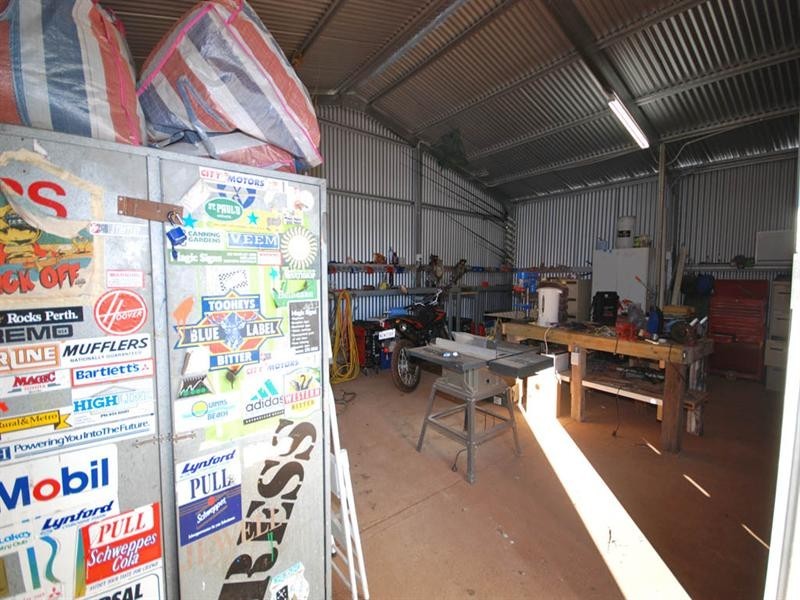 77 Graham Road, Narrogin WA 6312