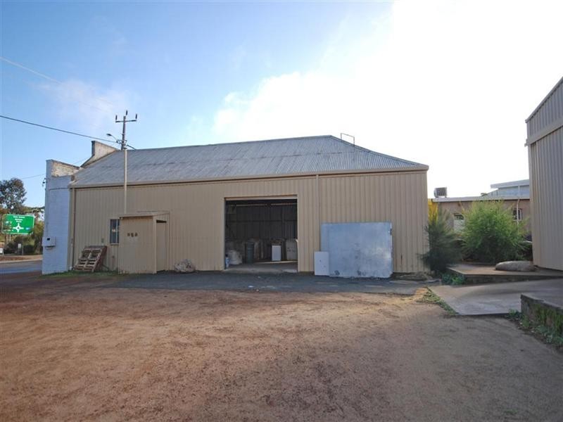 21 Gordon Street, Narrogin WA 6312