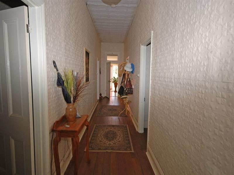 83 Scaddan Street, Narrogin WA 6312